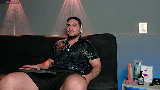 Snapshot of Marcus_Aress chatting on 07/11/26, 02:14 Marcus Aress online show from 07/11/26, 02:14