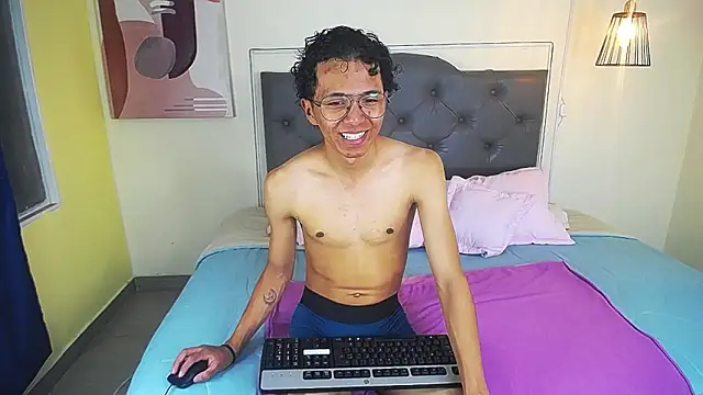 Snapshot of Lubli_thodez chatting on 05/11/26, 01:50 Lubli thodez online show from 05/11/26, 01:50