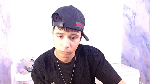 Snapshot of jbarto_ chatting on 04/21/26, 09:28 jbarto online show from 04/21/26, 09:28