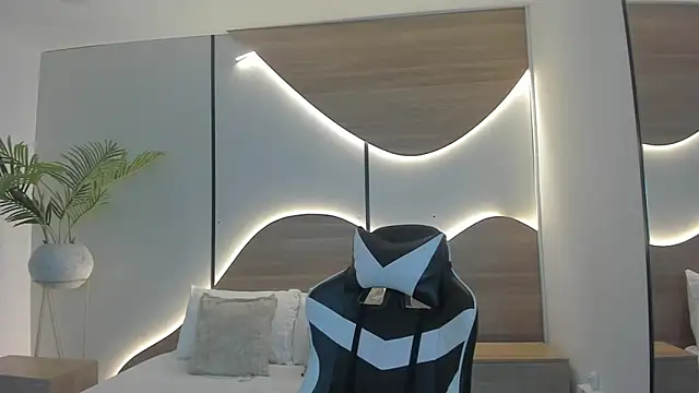 abby curry online show from 06/11/26, 02:33