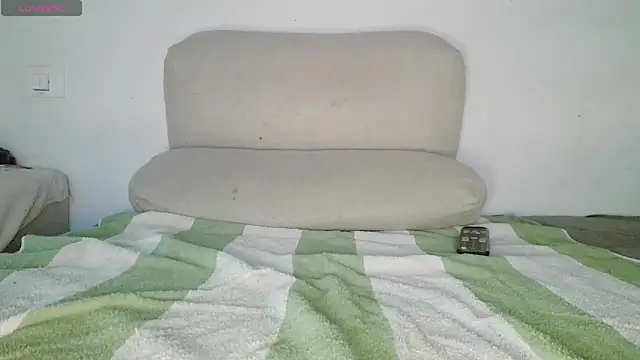 Snapshot of canarito18 chatting on 05/02/26, 06:57 canarito18 online show from 05/02/26, 06:57
