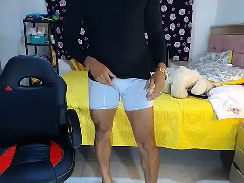 Snapshot of bombomdechcolate chatting on 04/22/26, 03:09 bombomdechcolate online show from 04/22/26, 03:09