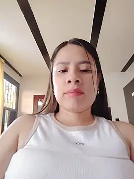 Snapshot of Nicol_Alvarez1 chatting on 05/28/26, 09:45 Nicol Alvarez1 online show from 05/28/26, 09:45