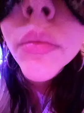 Snapshot of Conejita69n_n chatting on 04/23/26, 09:19 Conejita69n n online show from 04/23/26, 09:19