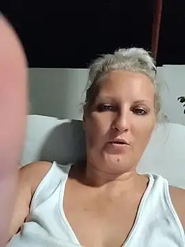 Divineblond online show from 06/29/26, 11:05