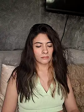 Snapshot of AshleyyHall chatting on 07/17/26, 11:53 AshleyyHall online show from 07/17/26, 11:53