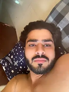 Snapshot of bunnyboy20 chatting on 04/26/26, 10:24 bunnyboy20 online show from 04/26/26, 10:24