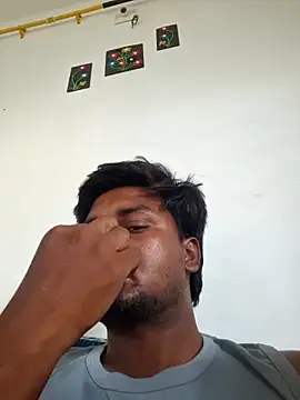 Snapshot of Gujju_here chatting on 04/24/26, 01:52 Gujju here online show from 04/24/26, 01:52