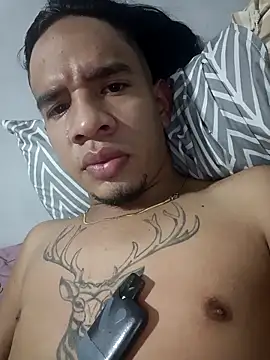 Snapshot of hotshame21 chatting on 04/24/26, 04:26 hotshame21 online show from 04/24/26, 04:26