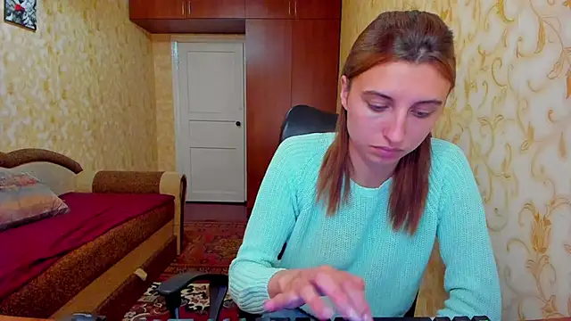 Snapshot of MilaShka29 chatting on 06/17/26, 07:00 MilaShka29 online show from 06/17/26, 07:00