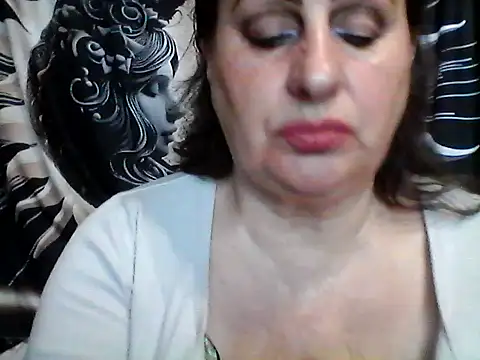 Snapshot of LoaqLovew chatting on 04/25/26, 10:07 LoaqLovew online show from 04/25/26, 10:07