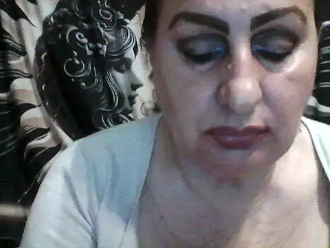 Snapshot of LoaqLovew chatting on 04/25/26, 03:09 LoaqLovew online show from 04/25/26, 03:09