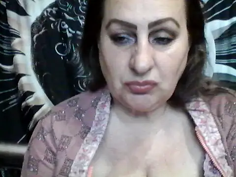 Snapshot of LoaqLovew chatting on 04/27/26, 08:12 LoaqLovew online show from 04/27/26, 08:12