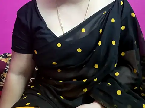 Snapshot of Call_Honey chatting on 05/20/26, 06:47 Call Honey online show from 05/20/26, 06:47