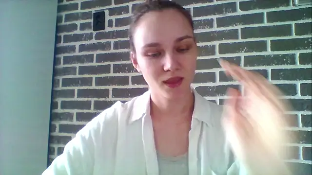 Snapshot of DolcezzaCream chatting on 04/29/26, 11:14 DolcezzaCream online show from 04/29/26, 11:14