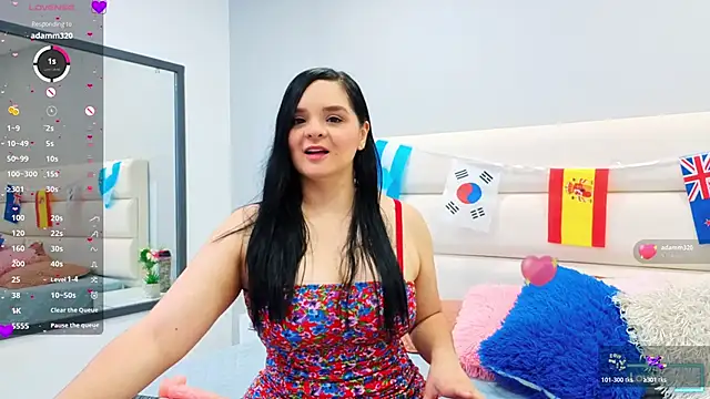 Snapshot of Isabellaa_Reyes chatting on 06/19/26, 11:58 Isabellaa Reyes online show from 06/19/26, 11:58