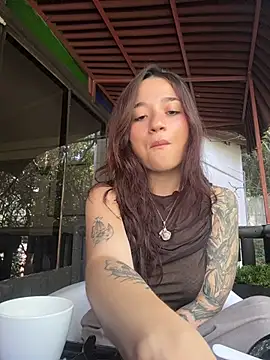 Snapshot of Charlotte_Rossee chatting on 07/22/26, 01:47 Charlotte Rossee online show from 07/22/26, 01:47