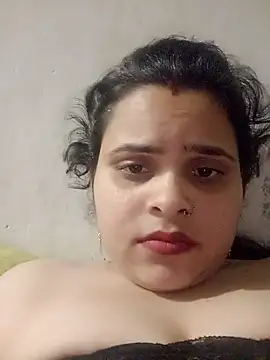 Snapshot of khushibaby85 chatting on 04/25/26, 05:54 khushibaby85 online show from 04/25/26, 05:54