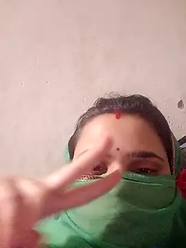 Snapshot of khushibaby85 chatting on 05/03/26, 09:43 khushibaby85 online show from 05/03/26, 09:43