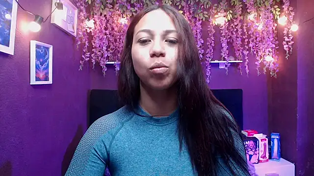 Snapshot of monik299 chatting on 05/05/26, 01:08 monik299 online show from 05/05/26, 01:08