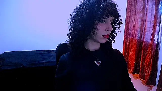 Snapshot of Nyxxei chatting on 04/27/26, 09:24 Nyxxei online show from 04/27/26, 09:24