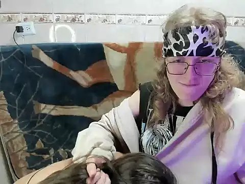 Snapshot of Jinnbooky chatting on 04/25/26, 02:36 Jinnbooky online show from 04/25/26, 02:36