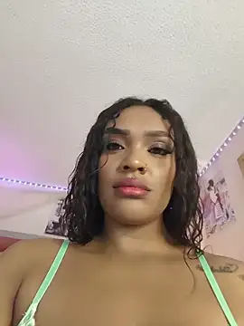 Snapshot of allycharlotte chatting on 07/24/26, 12:08 allycharlotte online show from 07/24/26, 12:08