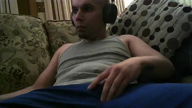 Snapshot of Caduceus_85 chatting on 05/07/26, 07:25 Caduceus 85 online show from 05/07/26, 07:25
