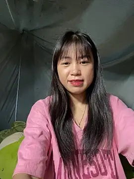 Snapshot of Nuocmat-roi chatting on 05/05/26, 11:35 Nuocmat-roi online show from 05/05/26, 11:35