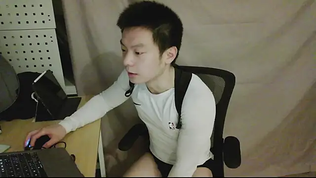 Snapshot of SexyKuikuiTop01 chatting on 04/26/26, 12:25 SexyKuikuiTop01 online show from 04/26/26, 12:25