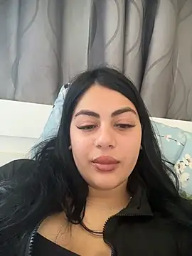 Snapshot of LilyLovell chatting on 04/26/26, 11:41 LilyLovell online show from 04/26/26, 11:41