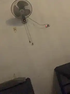 Snapshot of Helen-baby chatting on 04/23/26, 06:25 Helen-baby online show from 04/23/26, 06:25