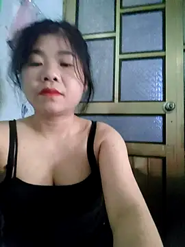 Snapshot of Ayti01 chatting on 04/25/26, 06:16 Ayti01 online show from 04/25/26, 06:16