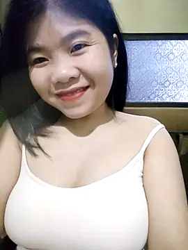 Snapshot of Ayti01 chatting on 05/02/26, 04:39 Ayti01 online show from 05/02/26, 04:39