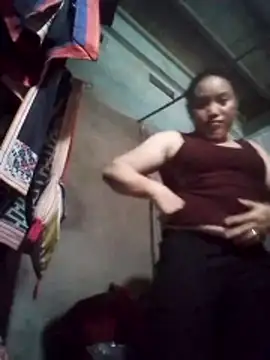 Snapshot of Huyen1133 chatting on 04/24/26, 05:54 Huyen1133 online show from 04/24/26, 05:54