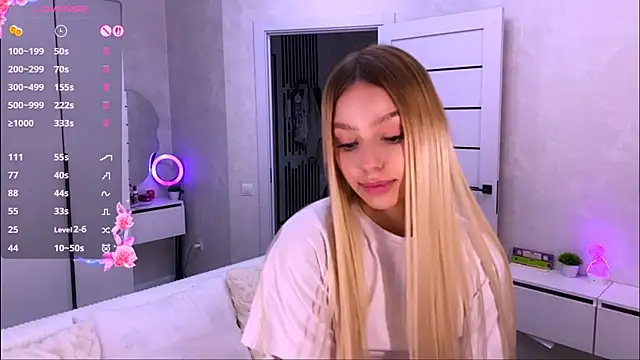 Mooniesiesita online show from 06/13/26, 04:49