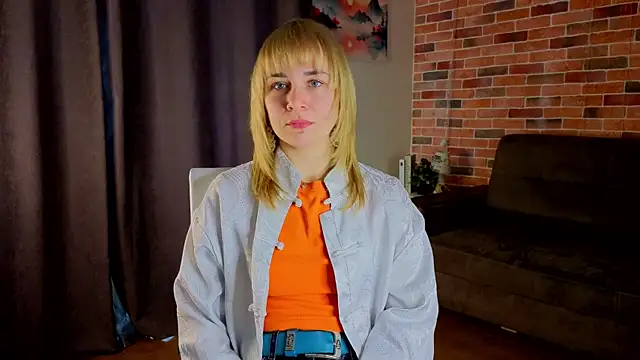 Snapshot of AstrixorLune chatting on 04/27/26, 07:28 AstrixorLune online show from 04/27/26, 07:28