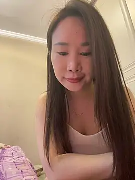Snapshot of xiaoyan-888 chatting on 05/01/26, 09:25 xiaoyan-888 online show from 05/01/26, 09:25