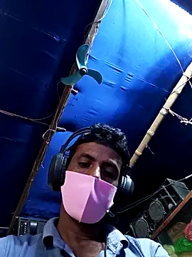 Snapshot of angelina502 chatting on 04/27/26, 10:46 angelina502 online show from 04/27/26, 10:46