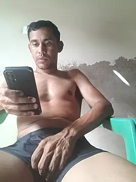 Snapshot of eujoao001 chatting on 04/23/26, 05:26 eujoao001 online show from 04/23/26, 05:26