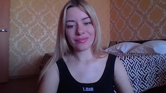 Softy Aura  online show from 05/20/26, 09:26