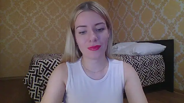 Softy Aura  online show from 05/23/26, 12:20