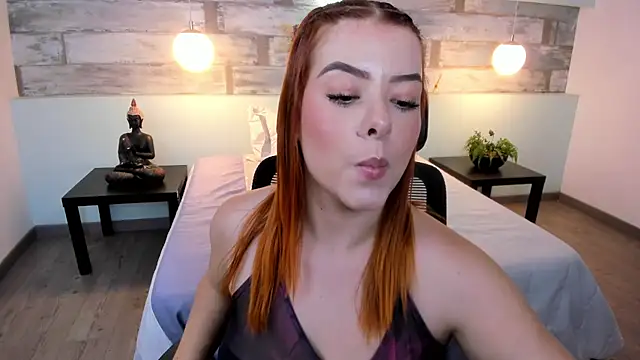 Snapshot of SweettVal_ chatting on 06/25/26, 04:33 SweettVal online show from 06/25/26, 04:33
