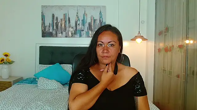 Snapshot of Eva_thens chatting on 04/24/26, 03:03 Eva thens online show from 04/24/26, 03:03