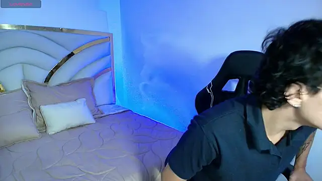 Snapshot of Milo_Storm chatting on 04/24/26, 12:29 Milo Storm online show from 04/24/26, 12:29