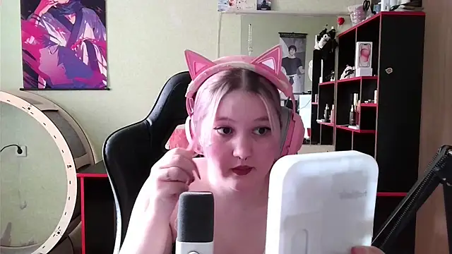 Snapshot of ZoyaMek chatting on 04/25/26, 06:05 ZoyaMek online show from 04/25/26, 06:05