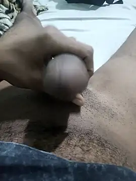 Snapshot of RioLCol chatting on 04/27/26, 11:58 RioLCol online show from 04/27/26, 11:58