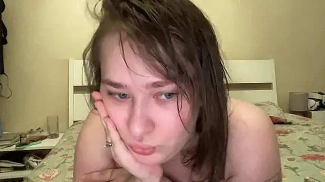 BettyRussian online show from 06/18/26, 03:38