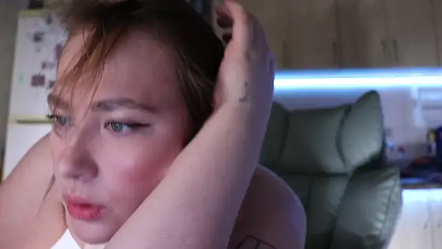 BettyRussian online show from 06/21/26, 07:38