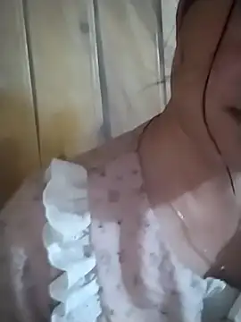 Snapshot of Brenal chatting on 04/24/26, 12:29 Brenal online show from 04/24/26, 12:29